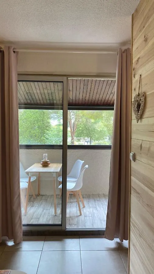 Joli Studio au Village camarguais - Arles France