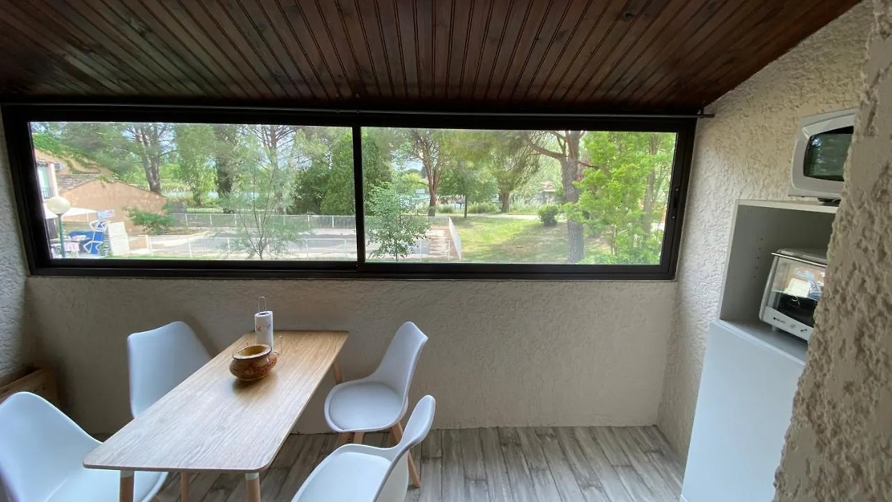 Joli Studio au Village camarguais - Arles 0*,
